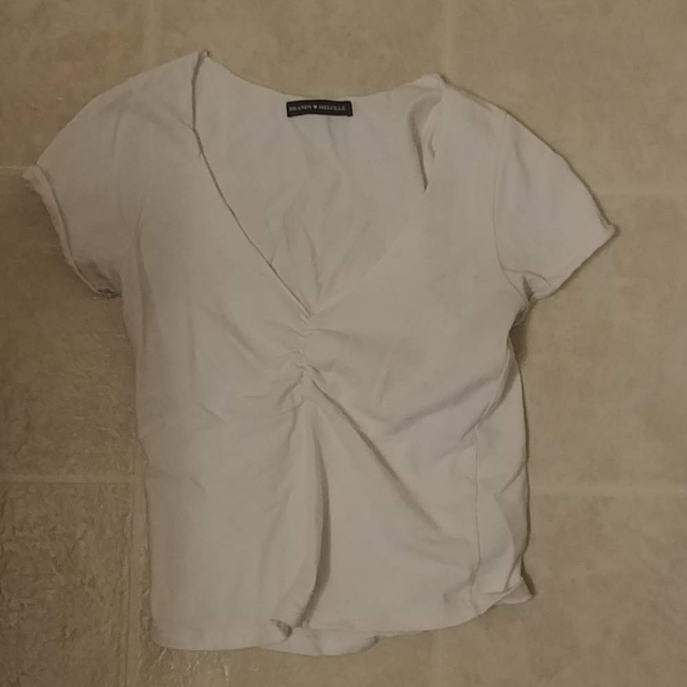 White scrinch boob top